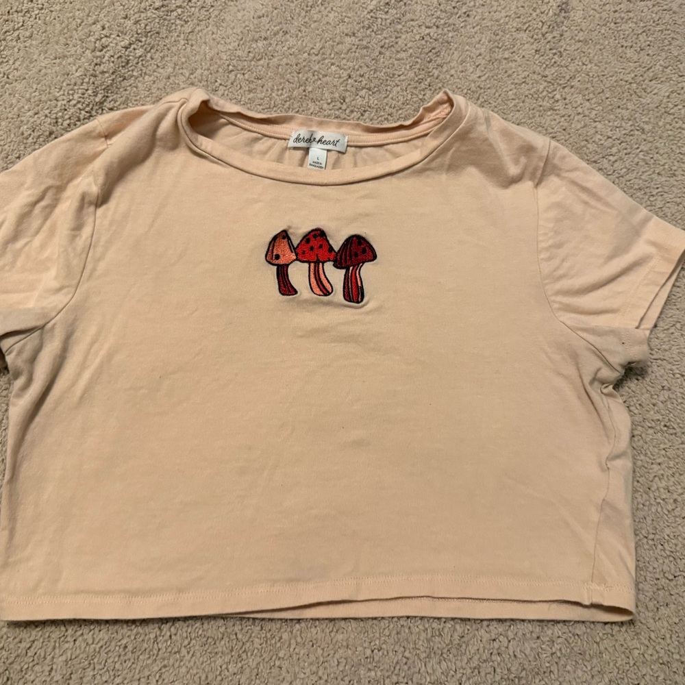 Derek Heart Beige Top with Red Mushroom Embroidery